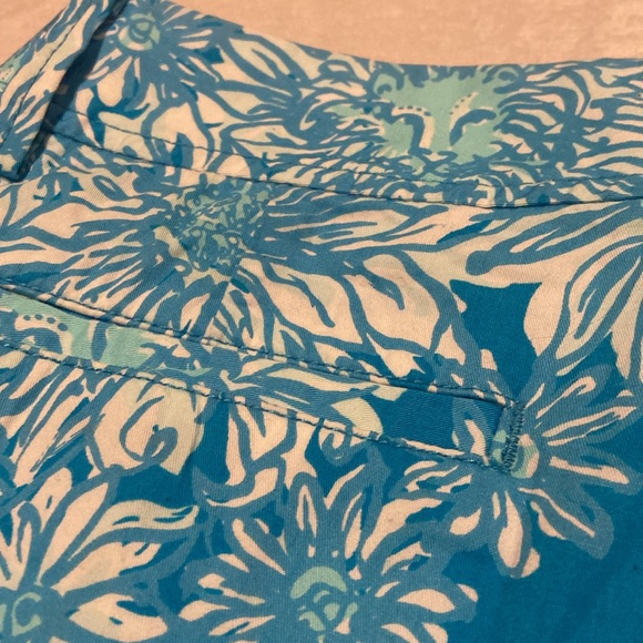 LILLY PULITZER Size 4 The Callahan Short - Picture 11 of 12